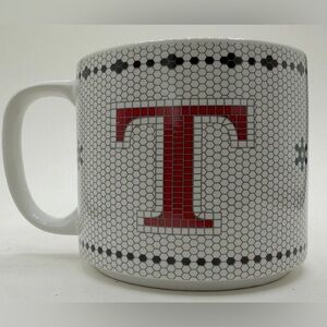 NWT Bee & Willow Coffee Mug Tea Cup Monogram Letter "T" Snowflake 16 oz.